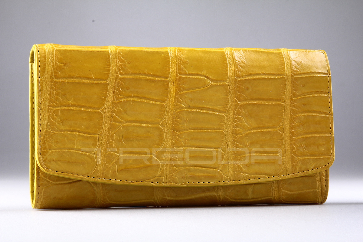 Кошелек женский из кожи крокодила