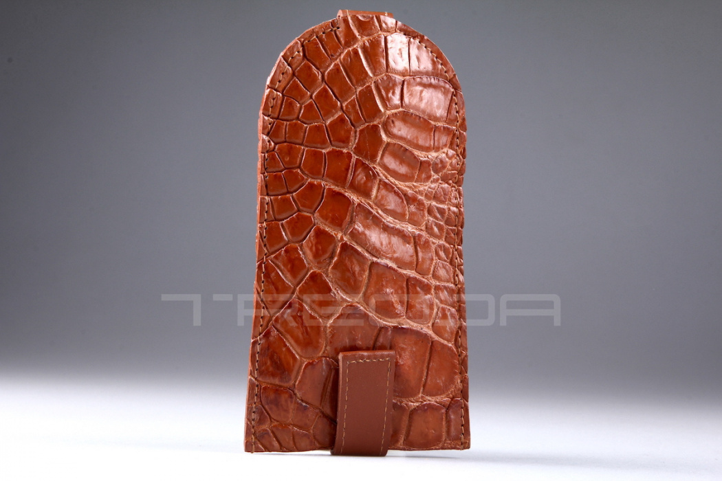 Ключница из кожи крокодила, длина 14 см.