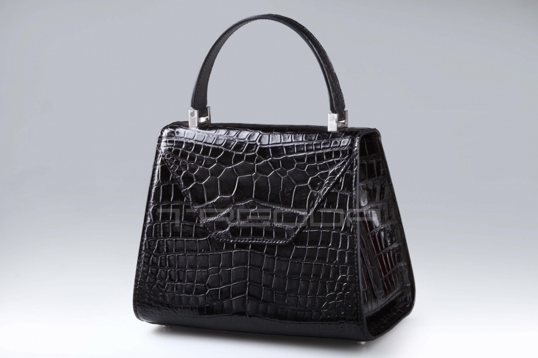 Сумка из кожи крокодила