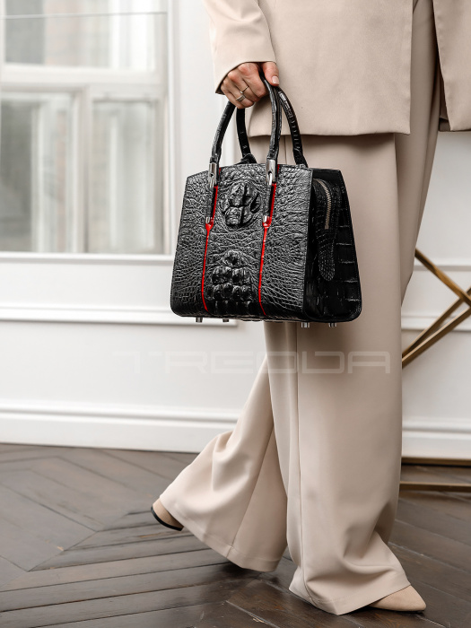 Сумка из кожи крокодила